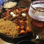 꼬꼬아찌 숯불치킨 비주얼.......jpg - 웃긴자료 ‥‥‥‥‥、 - 도탁스 (DOTAX) 꼬꼬아찌 숯불치킨 비주얼.......jpg