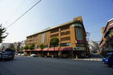 경기도에 있는 중소기업급 규모의 갈비집.jpg - 웃긴자료 ‥‥‥‥‥、 - 도탁스 (DOTAX) 경기도에 있는 중소기업급 규모의 갈비집.jpg