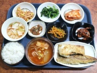 기사식당 백반정식.jpg - 웃긴자료 ‥‥‥‥‥、 - 도탁스 (DOTAX) 기사식당 백반정식.jpg