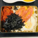 식당에서 나오는 옛날도시락...........jpg - 웃긴자료 ‥‥‥‥‥、 - 도탁스 (DOTAX) 식당에서 나오는 옛날도시락...........jpg