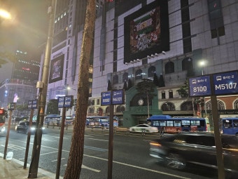 요즘 명동 광역버스가 개판난 이유.jpg - 웃긴자료 ‥‥‥‥‥、 - 도탁스 (DOTAX) 요즘 명동 광역버스가 개판난 이유.jpg