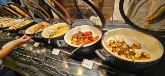 부산 롯데호텔 135000원 뷔페는 사람들로 미어터진다. - 자유게시판 ‥‥‥‥、 - 도탁스 (DOTAX) 부산 롯데호텔 135000원 뷔페는 사람들로... 