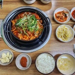 경기도 용인시 웨이팅 오지는 식당들...jpg - 웃긴자료 ‥‥‥‥‥、 - 도탁스 (DOTAX) 경기도 용인시 웨이팅 오지는 식당들...jpg