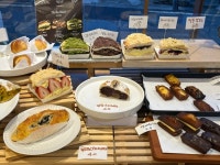 부산에서 웨이팅 제일 길다는 빵 맛집 - 웃긴자료 ‥‥‥‥‥、 - 도탁스 (DOTAX) 부산에서 웨이팅 제일 길다는 빵 맛집