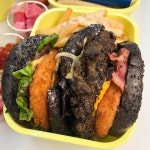 강남 퀸즈 블랙버거.jpg - 웃긴자료 ‥‥‥‥‥、 - 도탁스 (DOTAX) 강남 퀸즈 블랙버거.jpg
