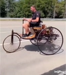 1886년식 벤츠 자동차 - 웃긴자료 ‥‥‥‥‥、 - 도탁스 (DOTAX) 1886년식 벤츠 자동차