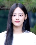 뉴진스 민지 앞머리 덮 vs 깐 - 웃긴자료 ‥‥‥‥‥、 - 도탁스 (DOTAX) 뉴진스 민지 앞머리 덮 vs 깐
