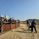 🌱금명 사회봉사단과 함께하는 자연과 함께 걷는 배움 활동에... 사회봉사단과 함께하는 자연과 함께 걷는 배움 활동에 다녀왔습니다 ! - 2