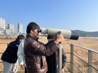 🌱금명 사회봉사단과 함께하는 자연과 함께 걷는 배움 활동에... 사회봉사단과 함께하는 자연과 함께 걷는 배움 활동에 다녀왔습니다 ! - 2