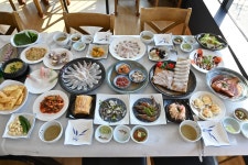 광안리 횟집 분위기 좋은 뷰 맛집 광안리대영횟집 - 자유게시판 - 중사모 - 중국을 사랑하는 사람들의 모임, 북경, 상해, 홍콩 광안리 횟집 분위기... 