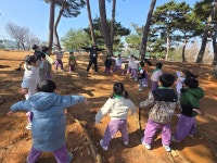발대식 후 올해 첫 숲활동!! - 누리숲반(5,6,7세) - 익산딩동댕어린이집 발대식 후 올해 첫 숲활동!!