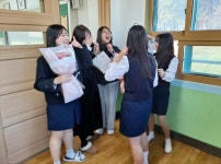 연이 중학교졸업시진 - 사진방 - 유기농 단감농장 연이 중학교졸업시진