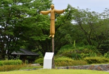 쉼터 다락골 성지 - 무심재클럽 여행 - 여행, 바람처럼 흐르다 7월 15일... 하늘과 물 위를 걷는 천장호 칠갑호와 고요한 영성의 쉼터 다락골 성지