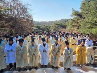 안동권씨화천군파종증(화천빌딩) | 權紀 1096年 始祖 秋享 - 화수회 및 종친회행사사진실 - 안동권씨정조공파종중 權紀 1096年 始祖 秋享