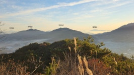 지리산의 북부, 운봉읍 일대에서 포착된 황매산. - 산행 사진방 - 공주산악회 지리산의 북부, 운봉읍 일대에서 포착된 황매산.
