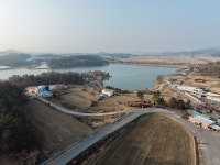 영암 삼호읍 토지매매 저수지 조망이 최고!!(매물번호 2931) - 영암 - 부동산 백화점 영암 삼호읍 토지매매 저수지 조망이 최고!!(매물번호 2931)