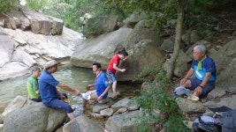 ▲△▲ 진관사계곡에서 막바지 더위를 날려보내고... - 우리들 이야기 - 홍익대총동문산악회 ▲△▲ 진관사계곡에서 막바지 더위를 날려보내고...