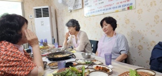진효정집사님댁 목장예배후 - 자유 게시판 - 다만 그리움을 아는 자 만이 진효정집사님댁 목장예배후