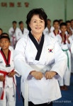 오늘의유머 - 청와대 페북 - 김정숙 여사, 인도네시아 현지 태권도단과의 만남.jpg 청와대 페북 - 김정숙 여사, 인도네시아 현지 태권도단과의... 