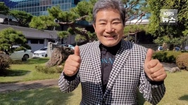 트로트 가수와 일꾼 모두 어울리는 진성..안동역에서는 인생의 역주행곡 - kakaoTV 트로트 가수와 일꾼 모두 어울리는 진성..안동역에서... 