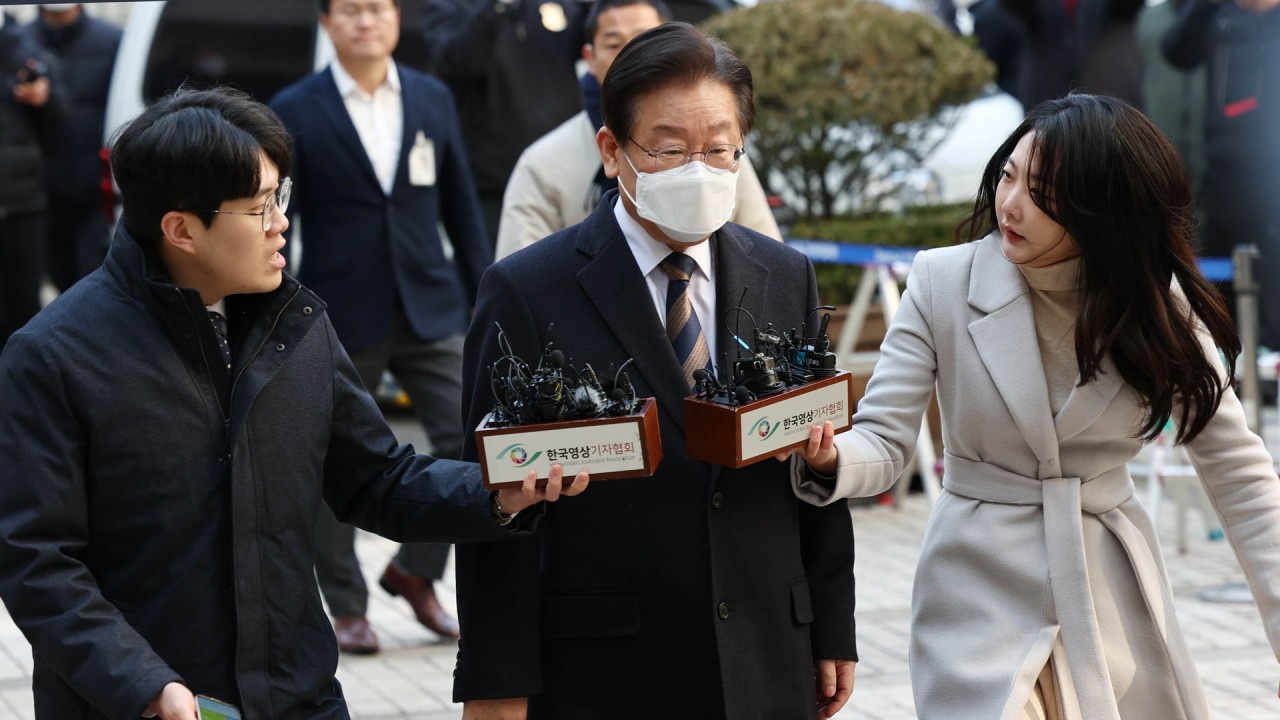 여야 간 이재명 대표 재판 논란, 법원장 신속하고 공정하게 판단해야