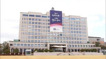 대통령실, 순방 기간 술자리 보도에 