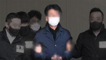 '이재명 피습' 피의자 구속…범행 동기 묻자 