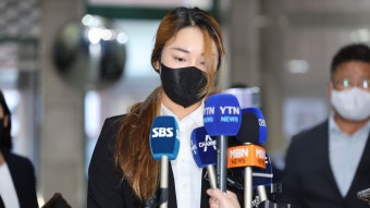 윤이나, KLPGA 징계 감면…국내 개막전부터 출전 가능 - kakaoTV 윤이나, KLPGA 징계 감면…국내 개막전부터 출전 가능