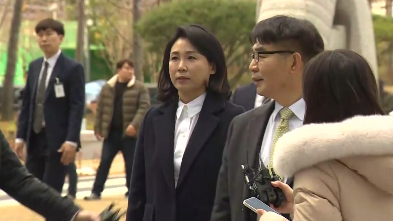 이재명 대통령 법카 유용 의혹 재판 무기한 연기된다