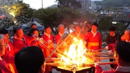 경남 의령 홍의장군 축제 개막…오는 20일까지 - kakaoTV 경남 의령 홍의장군 축제 개막…오는 20일까지