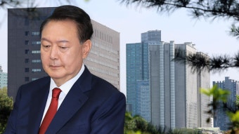 검찰, '尹 부부 사저' 압수수색…건진법사 청탁 의혹 - kakaoTV 검찰, '尹 부부 사저' 압수수색…건진법사 청탁 의혹