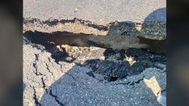 서울 관악구 구로전화국 사거리서 지반침하…깊이 1m - kakaoTV 서울 관악구 구로전화국 사거리서 지반침하…깊이 1m