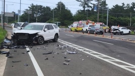 제주 구좌 월정리서 6중 추돌…임산부 등 12명 부상 - kakaoTV 제주 구좌 월정리서 6중 추돌…임산부 등 12명 부상