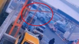 13명 사상 제주 우도 승합차 돌진 아수라장.. 당시 CCTV 보니 [영상] - kakaoTV 13명 사상 제주 우도 승합차 돌진 아수라장.. 당시 CCTV... 