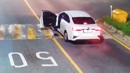 숨진 대리운전 아버지…블랙박스엔 욕하고 때려도 달랬다 - kakaoTV 숨진 대리운전 아버지…블랙박스엔 욕하고 때려도 달랬다