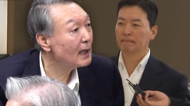 윤건영 