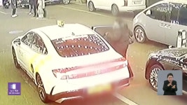 ‘모텔 약물 사망’ 피의자, 택시기사에게 “빨리 가달라” - kakaoTV ‘모텔 약물 사망’ 피의자, 택시기사에게 “빨리 가달라”