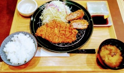 ULUAさんが投稿したかつ里 宝塚ソリオ店（兵庫/宝塚）の口コミ詳細 [食べログ] かつ里 宝塚ソリオ店