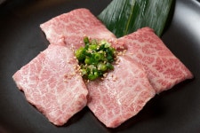炭火焼肉 ホルモン処 縁 （エン）のご予約 - 深谷/焼肉 | 食べログ 炭火焼肉 ホルモン処 縁 (深谷/焼肉)