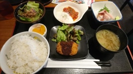 口コミ一覧 : 魚屋の居酒屋 魚錠 芝大門店 （ウオジョウ） - 大門/居酒屋 [食べログ] 魚屋の居酒屋 魚錠 芝大門店 (大門/居酒屋)