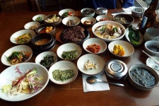 철길왕갈비살 （チョルキル王カルビサル） - 新村　シンチョン/韓国料理 | 食べログ 철길왕갈비살 (新村　シンチョン/韓国料理)