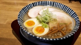 필동마츠에 | DEBU・INGODEBUNABLES・de・TAPUNさんが投稿したらぁ麺 おかむら（福島/郡山）の口コミ詳細 [食べログ] らぁ麺 おかむら