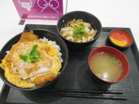 【閉店】極旨家 - ナゴヤドーム前矢田/かつ丼 | 食べログ 極旨家 (ナゴヤドーム前矢田/かつ丼)