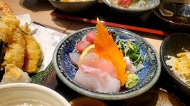 トムヤム娘さんが投稿した板前バル LIVE FISH MARKET 日比谷グルメゾン店（東京/銀座）の口コミ詳細 [食べログ] 板前バル LIVE FISH... 