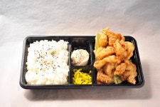 ジョニーのからあげ  向洋駅前店 - 向洋/からあげ [食べログ] ジョニーのからあげ  向洋駅前店 (向洋/からあげ)
