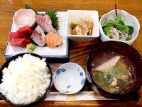 魚と肴がうまい店 お魚パラダイス 一文字 - 塚本/居酒屋/ネット予約可 | 食べログ 魚と肴がうまい店 お魚パラダイス 一文字 (塚本/居酒屋)