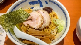 負け犬次郎さんが投稿したたけちゃんにぼしらーめん（東京/調布）の口コミ詳細 [食べログ] たけちゃんにぼしらーめん