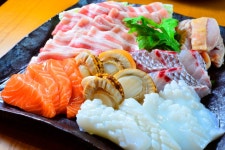 美食市場 朝屋 すもも - 大濠公園/居酒屋 | 食べログ 美食市場 朝屋 すもも (大濠公園/居酒屋)