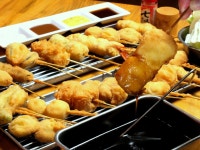 Osaka Kushikatsu Motsu-nabe Horumon Yaki Kushimon Teki - 오카이도/꼬치튀김 | Tabelog