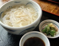 本格手打ちうどん かず丸 - 美作滝尾/うどん | 食べログ 本格手打ちうどん かず丸 (美作滝尾/うどん)